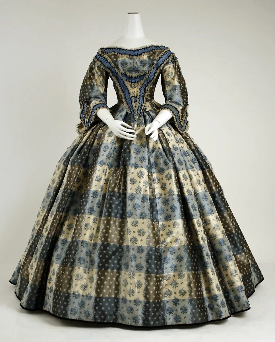 Платья лондона 17 века фото описание Madame Elise Dinner dress British The Metropolitan Museum of Art
