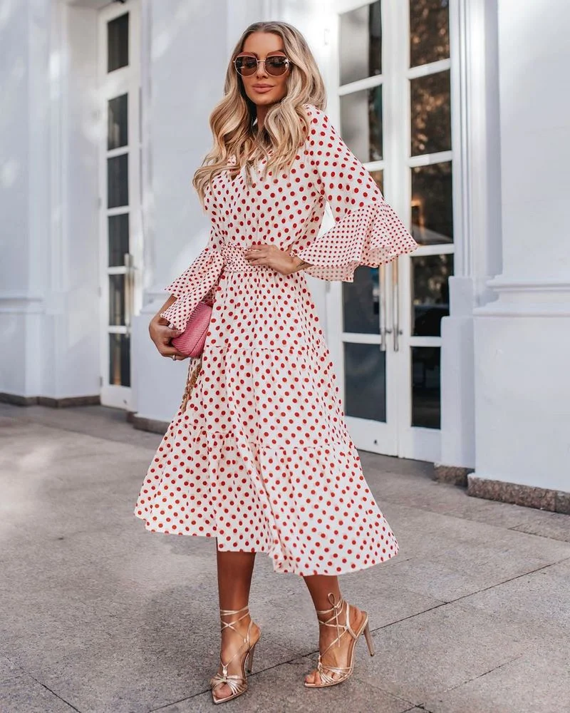 Платья миди 2024 модные тенденции Любимый принт - горошек. Лето 2021. Интересные фасоны платьев и правильный выбор