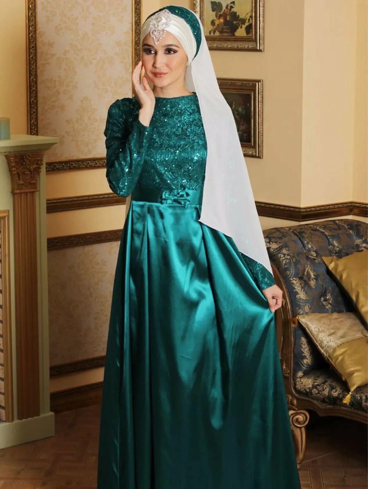 Платья на никах фото Платье на никах для гостей (48 фото)