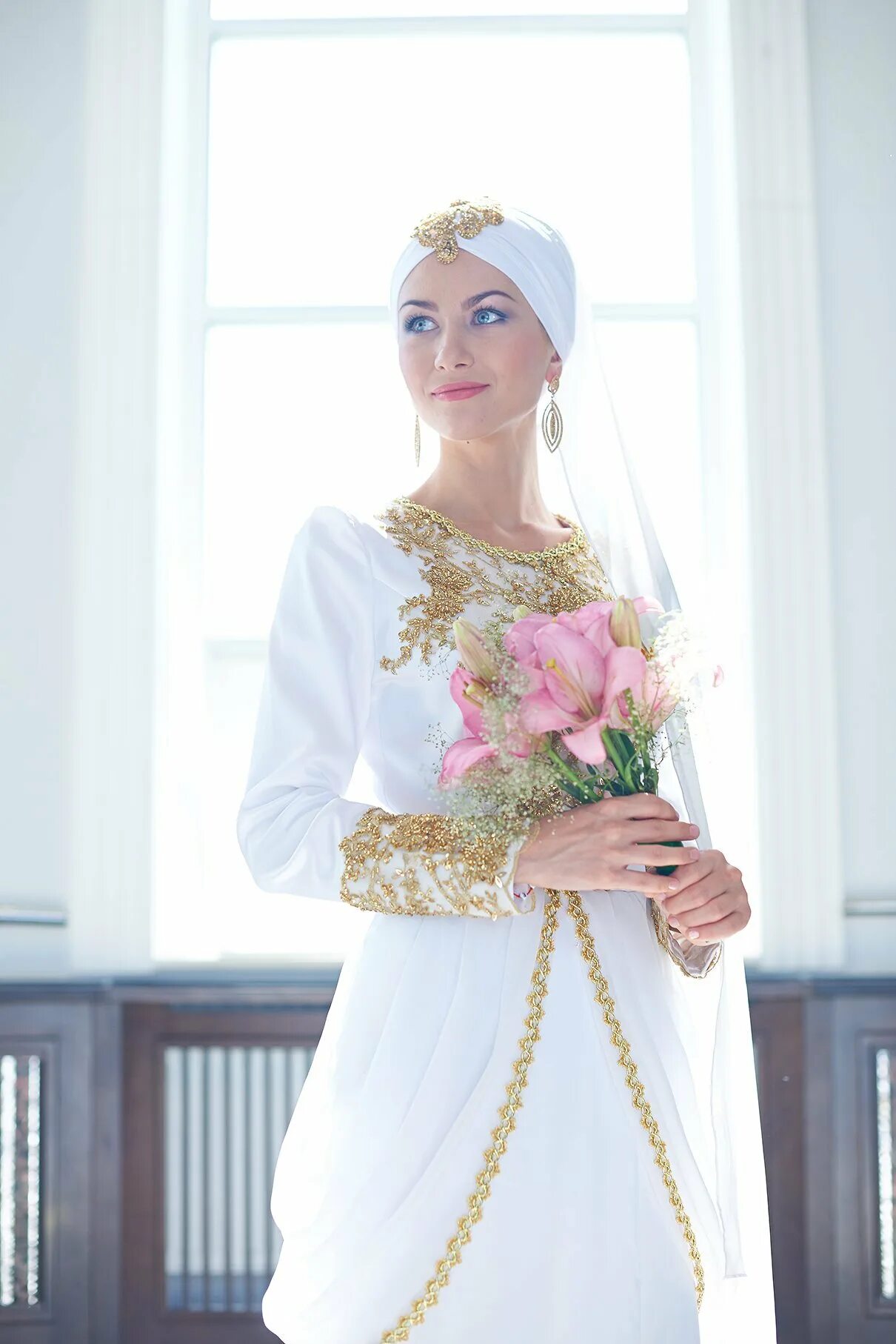 Платья на никах фото Татарское свадебное платье - 82 фото