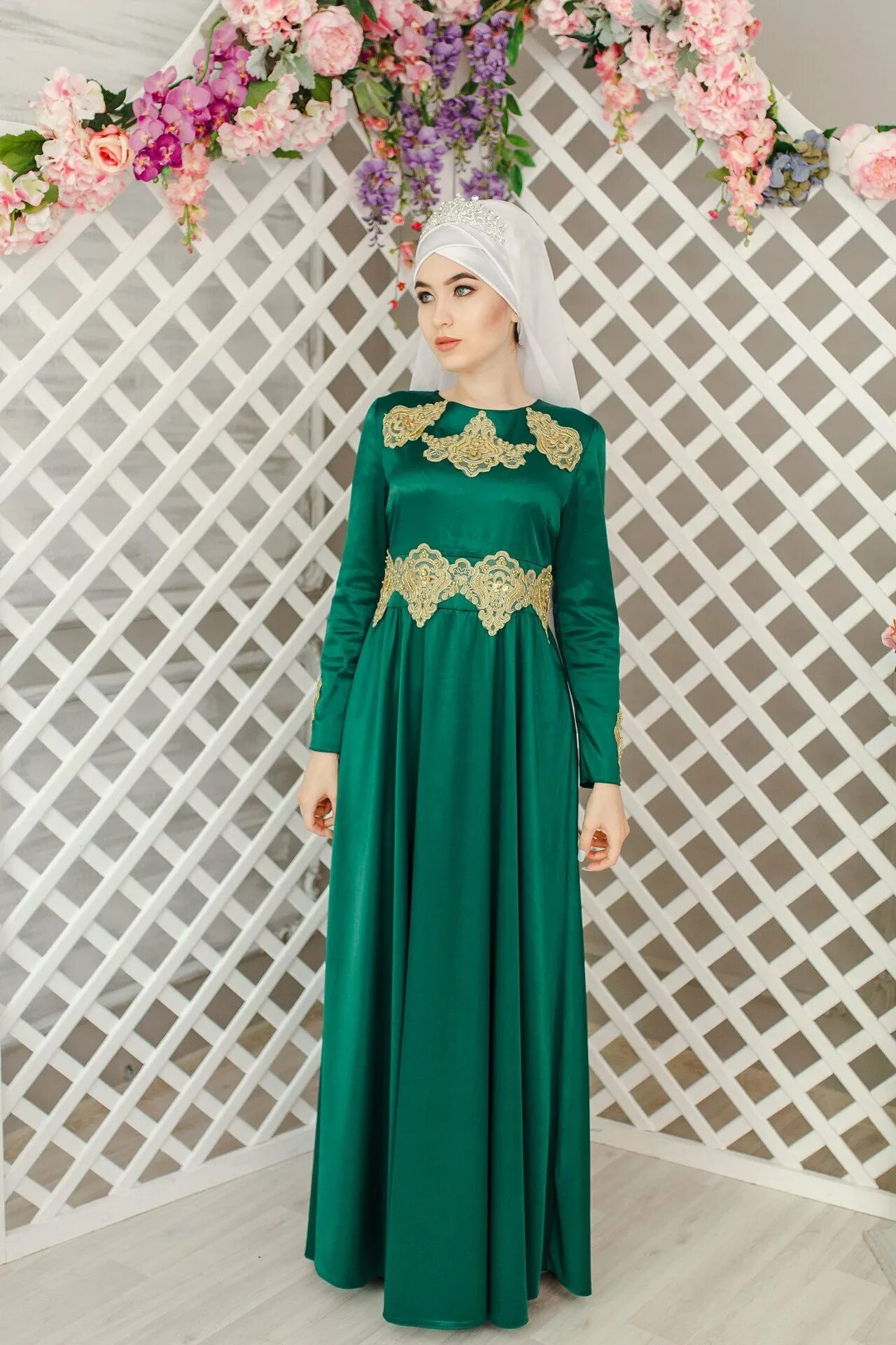 Платья на никах казань фото цены Прокат платьев никах: найдено 89 картинок