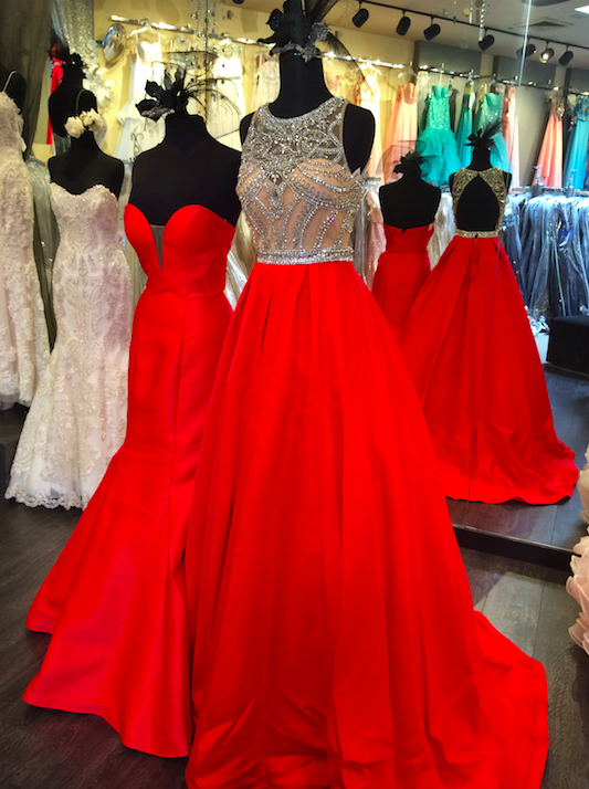 Платья на садоводе фото в розницу Выпускные платья москва садовод