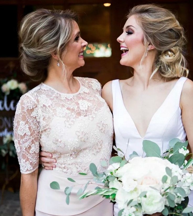 Платья на свадьбу дочери фото Elegant Mother of the Bride Up-Dos Mother of groom dresses, Mother of bride outf