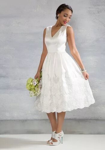 Платья на свадьбу фото The New ModCloth Wedding Collection! (The Budget Savvy Bride) Bridal dresses, We