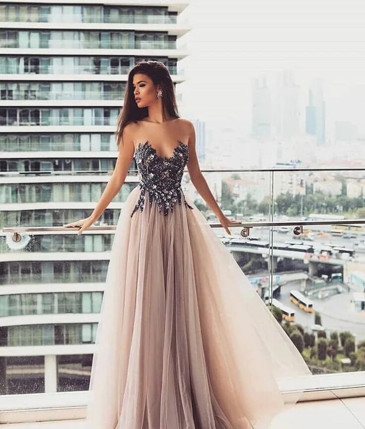 Платья на выпускной фото самые красивые Pin by Melany Vinueza on Boda Sparkly prom dresses, Unique prom dresses long, Bl