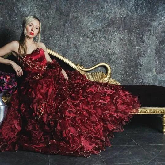 Платья напрокат москва фото Красное платье - прокат от 2500 руб. Москва