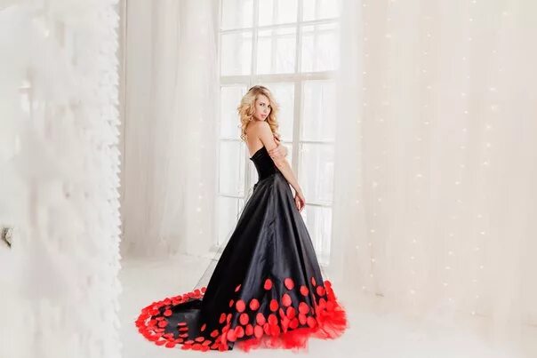 Платья напрокат омск фото цена Аренда платьев ижевск