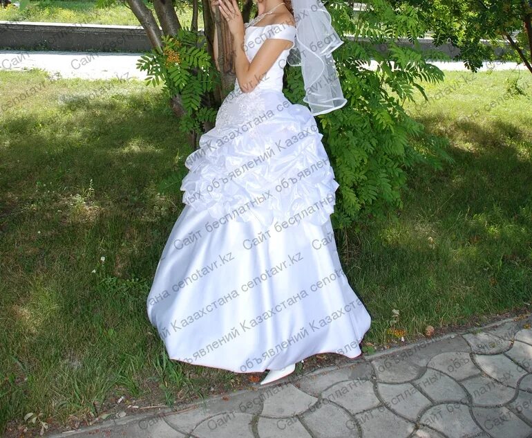 Платья напрокат омск фото цена Прокат свадебного платья в Петропавловске. Объявления cenotavr