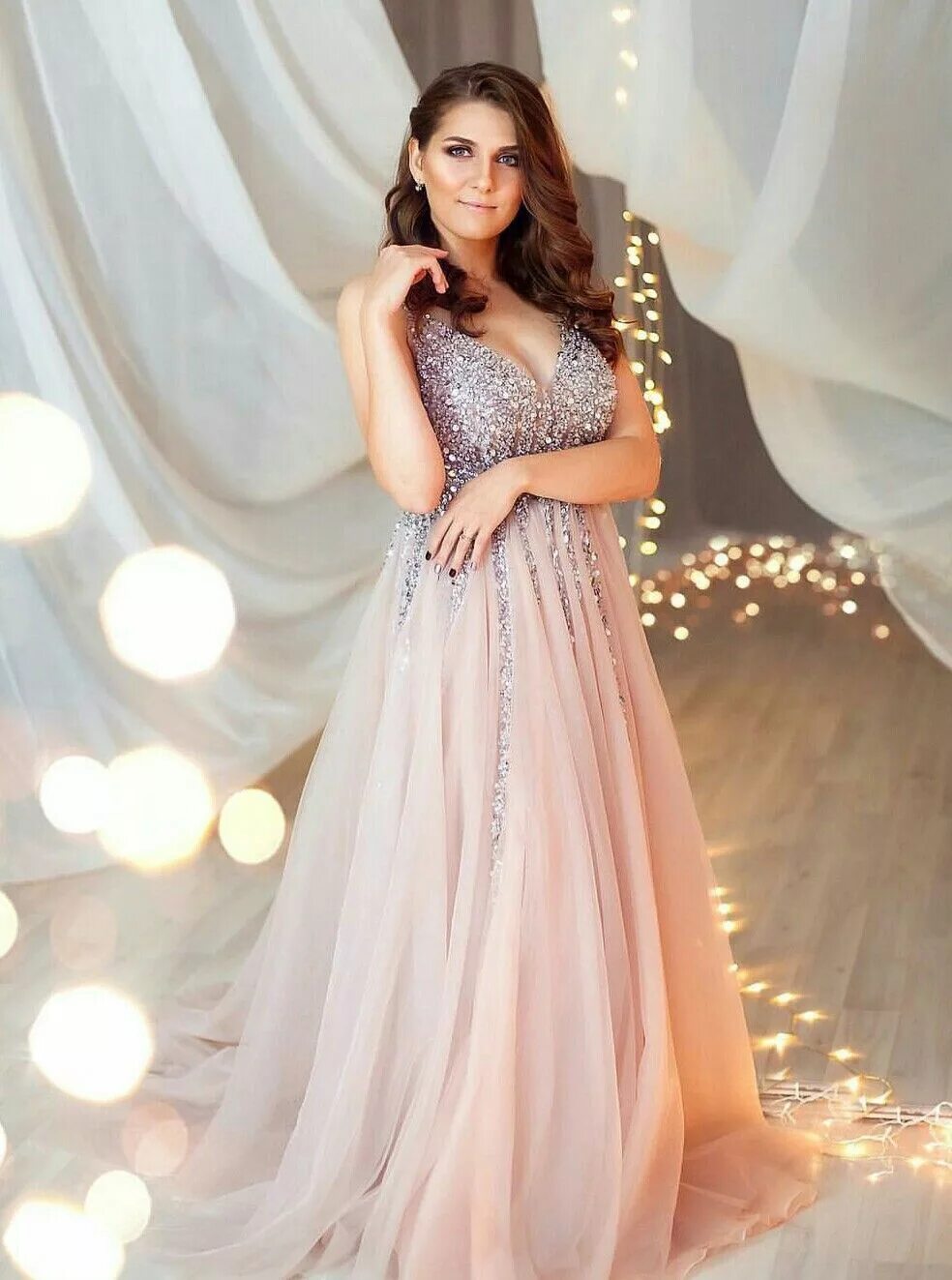 Платья напрокат ростов на дону фото Pin van Martina Ryšková op FOTO