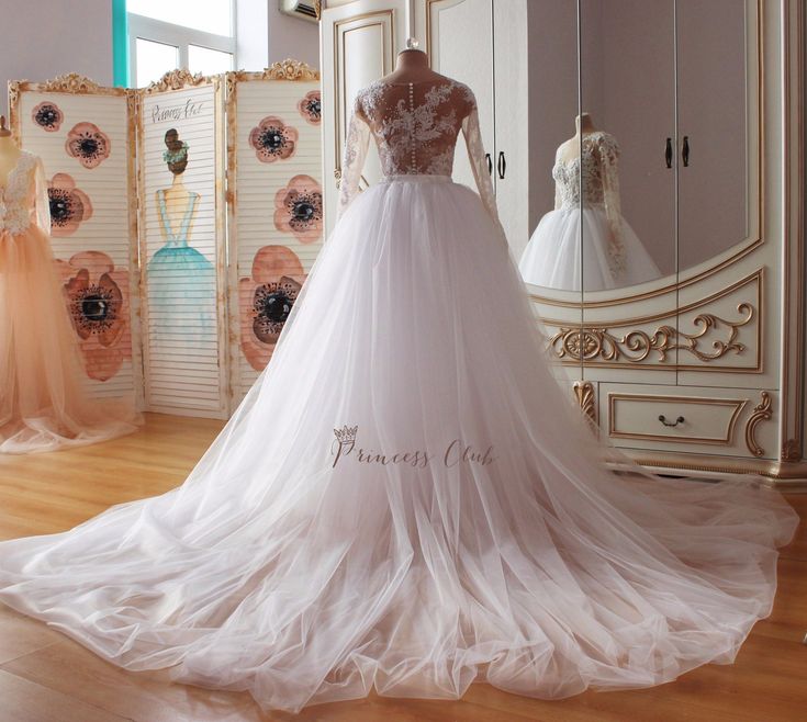 Платья напрокат уфа фото и цены Красивые кружевные свадебные платья - модные тенденции 2018 года. У нас вы сможе