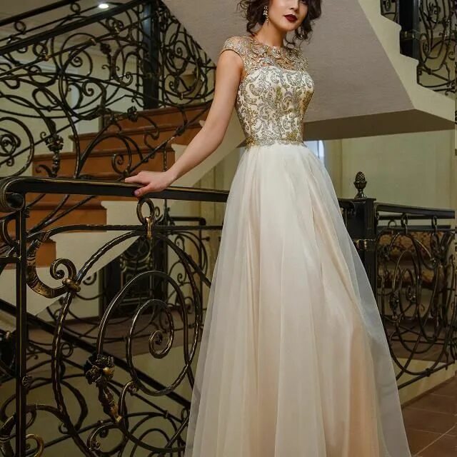 Платья напрокат волгоград цена и фото Выпускное вечернее платье Верона - прокат от 6000 руб. Екатеринбург