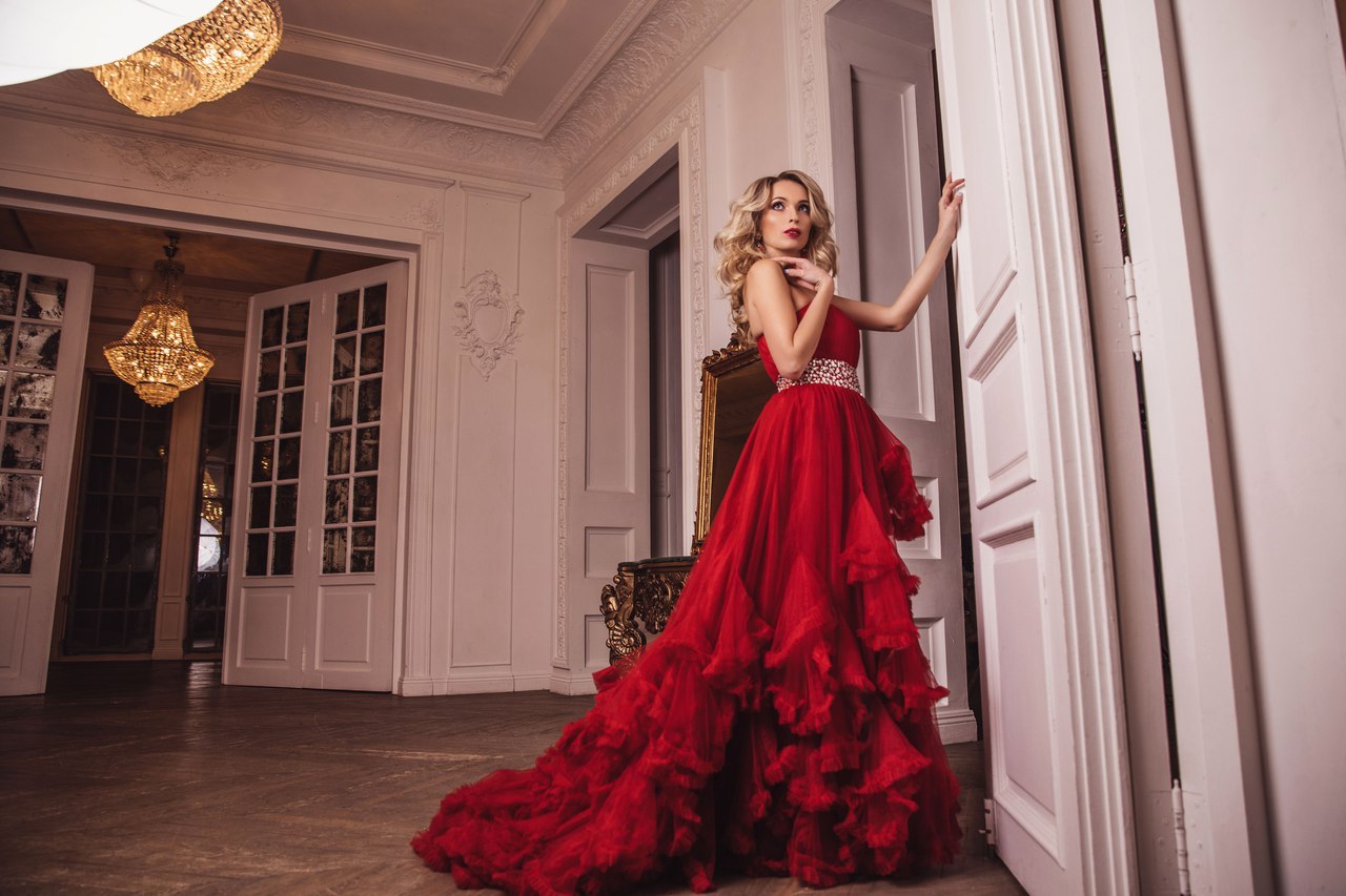 Платья напрокат волгоград цена и фото Фотостудия "White Fox" - Контакты