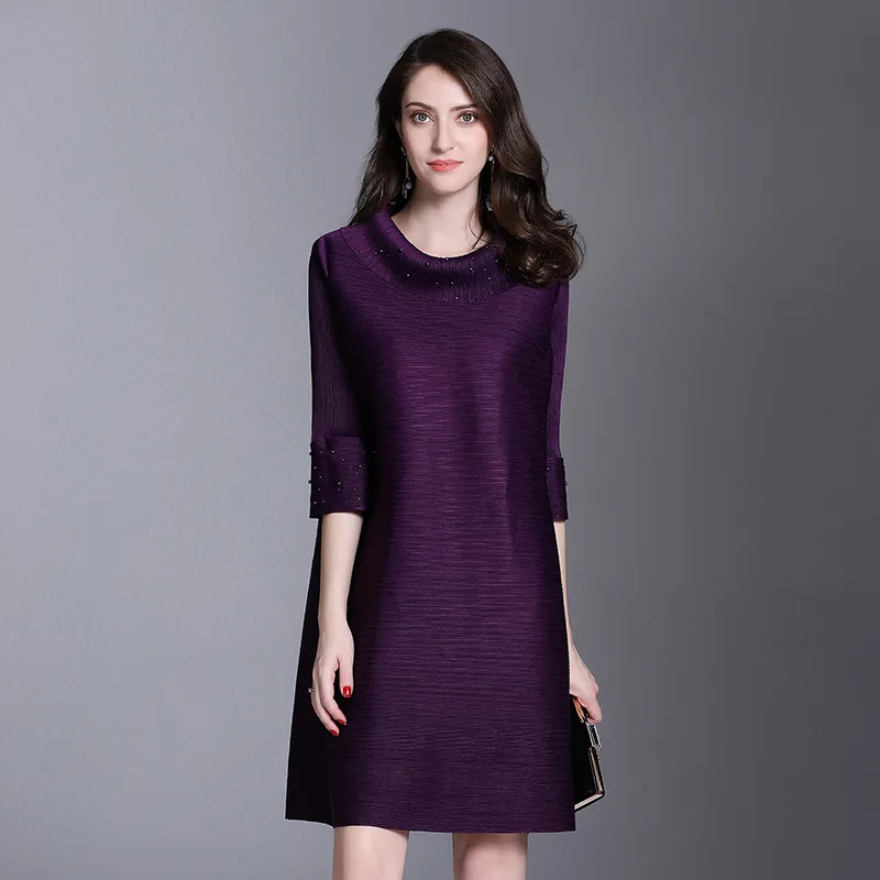 Платья осень 2024 фото 秋 の 新 三 宅 ド レ ス ま だ プ リ-ツ ド レ ス パ イ ル 襟 緩 い 大 サ イ ズ 赤 ス