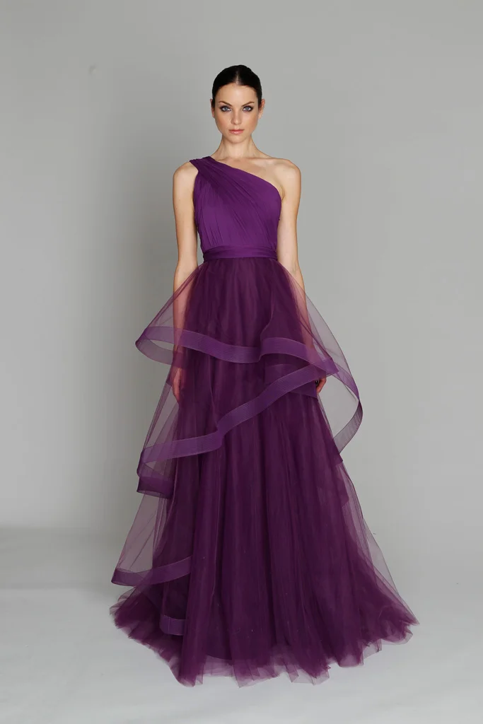 Платья оттенков фото Monique Lhuillier Pre-Fall 2011 Fashion Show Beautiful dresses, Gorgeous gowns, 