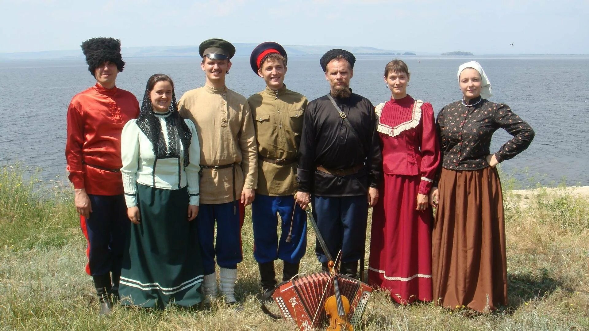 Платья под казаки фото Найти донские казаки: найдено 90 картинок