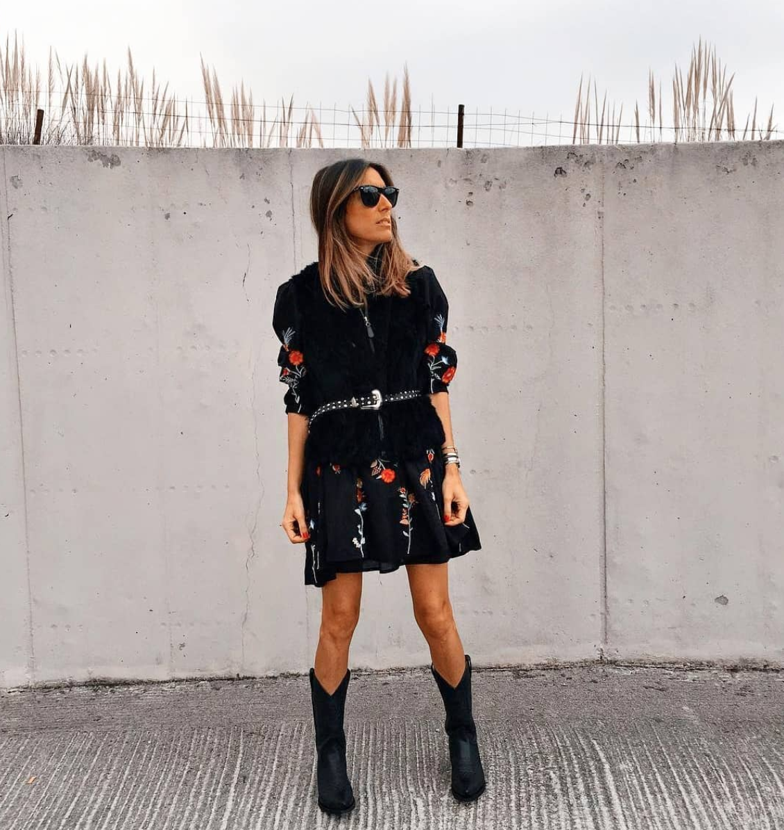 Платья под казаки фото Pin de Angela Gerardi en style Ropa, Ropa de moda, Botas cowboy mujer