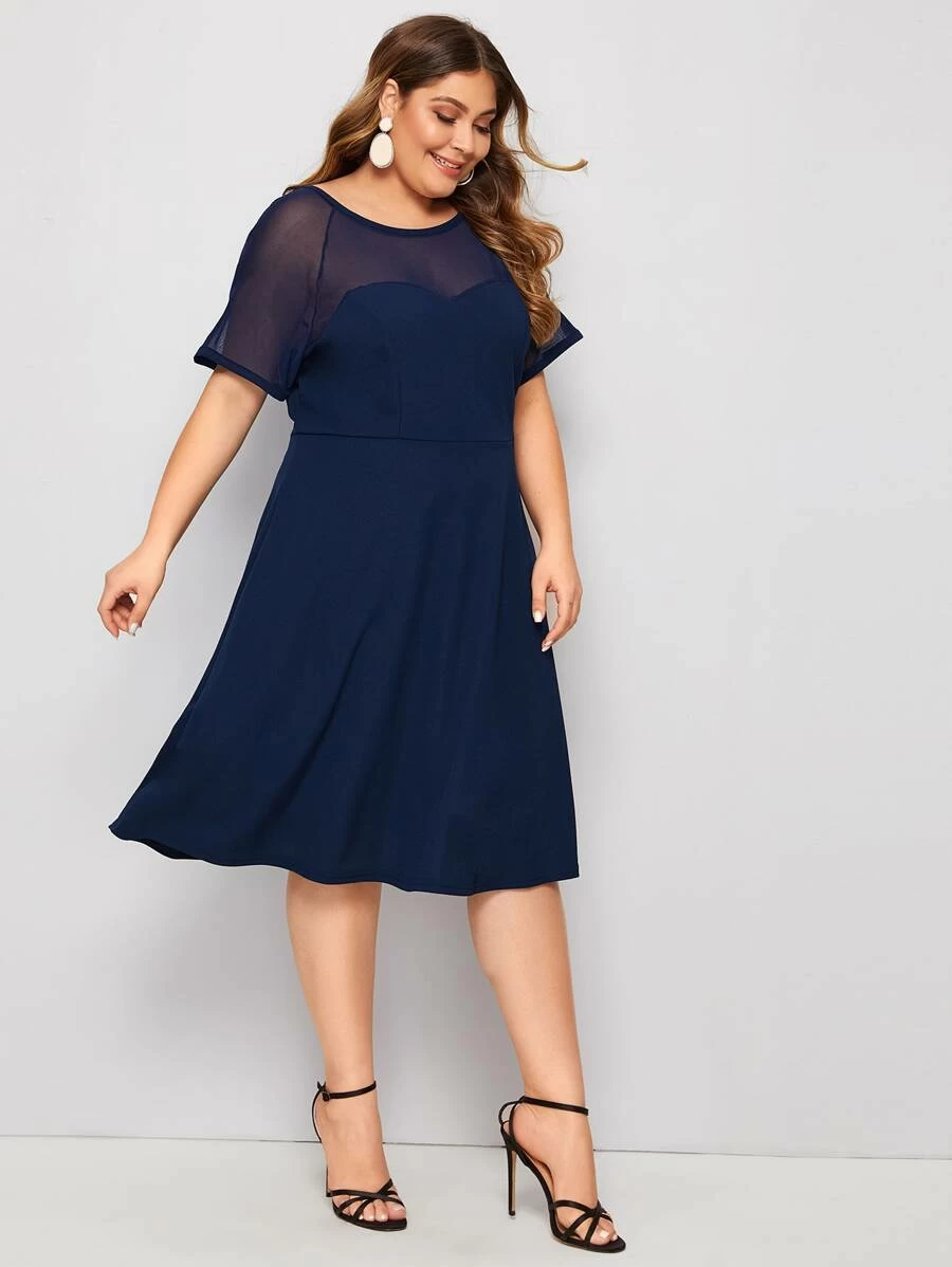 Платья полный фото новый Plus Mesh Insert V Back Flare Dress Flare dress, Plus size dresses, Dress