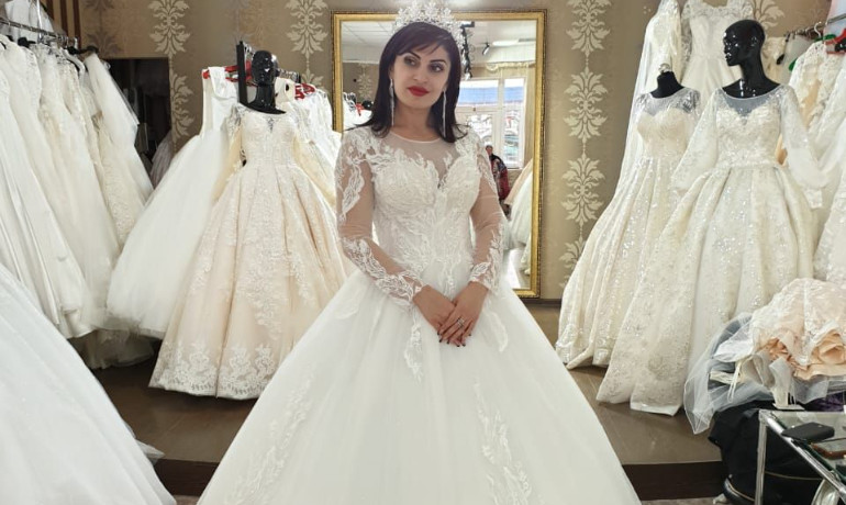 Платья пятигорск фото и цены Свадебные платья пятигорск рынок лира фото цены фото - Дневник Туриста