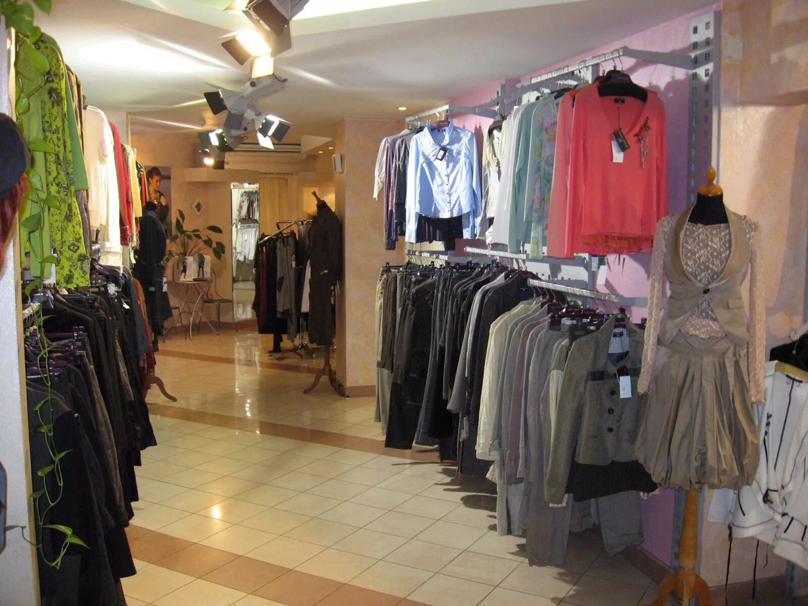 Платья пятигорск рынок лира цены фото Пятигорск как одеваться: найдено 89 изображений