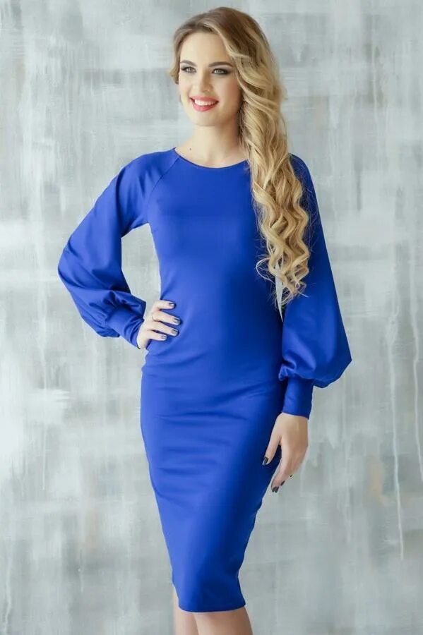 Платья рукав фонарик фото Трикотажное офисное платье-футляр с рукавами-фонариками Платья. Женские платья