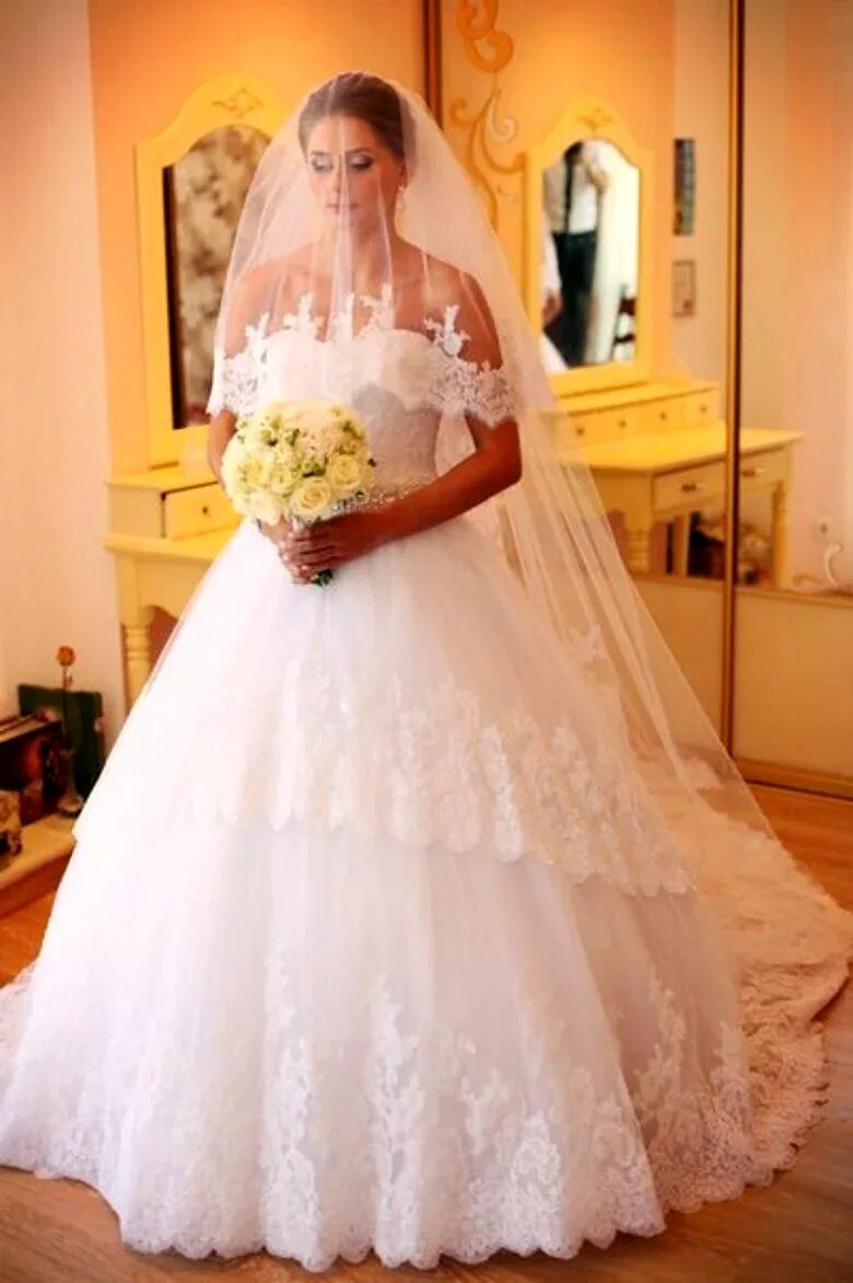 Платья с фатой фото Свадебные пышные платья с фатой Каталог одежды Dress-m.ru