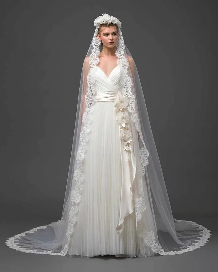 Платья с фатой фото Alberta Ferretti FOREVER 2015 Accessoires de robe de mariage, Robe de mariée rob