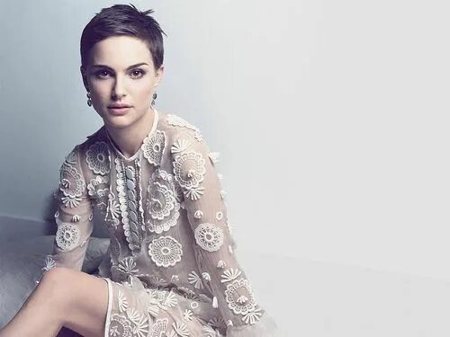 Платья с короткой прической 1264494560_e38e3db1bd Short hair styles, Short hair cuts, Hair styles