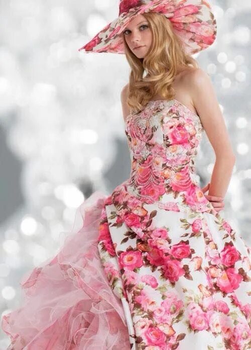 Платья с цветами фото Il colore e' poesia dell'anima Beautiful dresses, Colorful dresses, Pretty dress