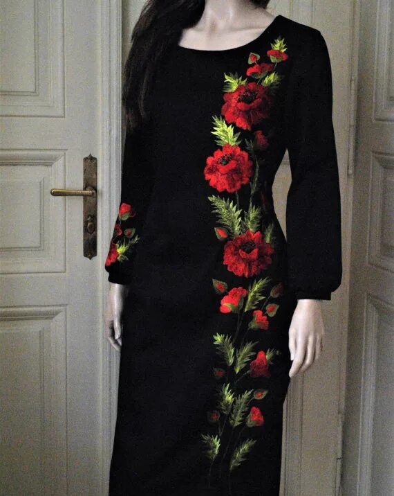 Платья с вышивкой фото Hand embroidered cotton dress with poppies midi black dress Embroidered clothes,