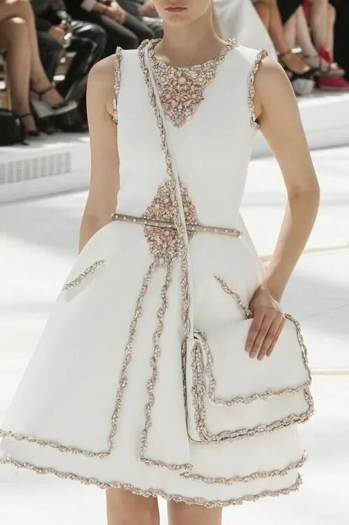 Платья шанель фото Chanel couture Fall 2014 (J'adore la superficialité!) Runway fashion, Couture, C