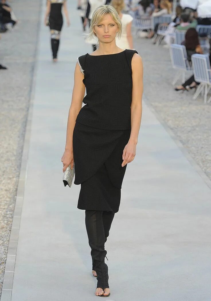 Платья шанель фото Chanel Resort 2012 Fashion, Timeless fashion, Style