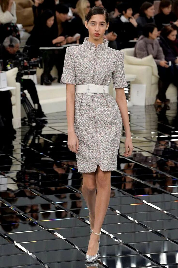 Платья шанель фото Fashion Shows: Fashion Week, Runway, Designer Collections Style couture, Printem