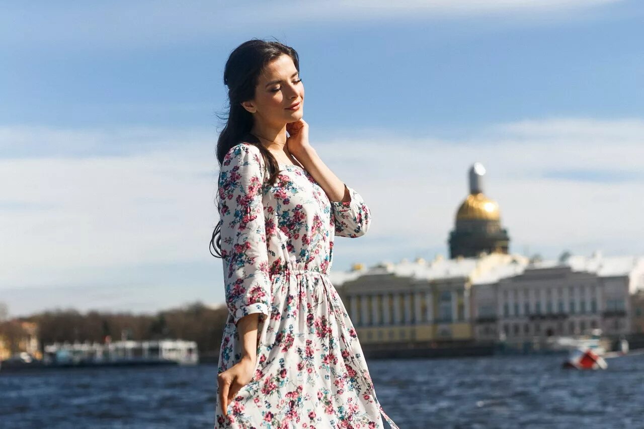 Платья спб фото Запуск продаж в магазине женской одежды Ксенюшка