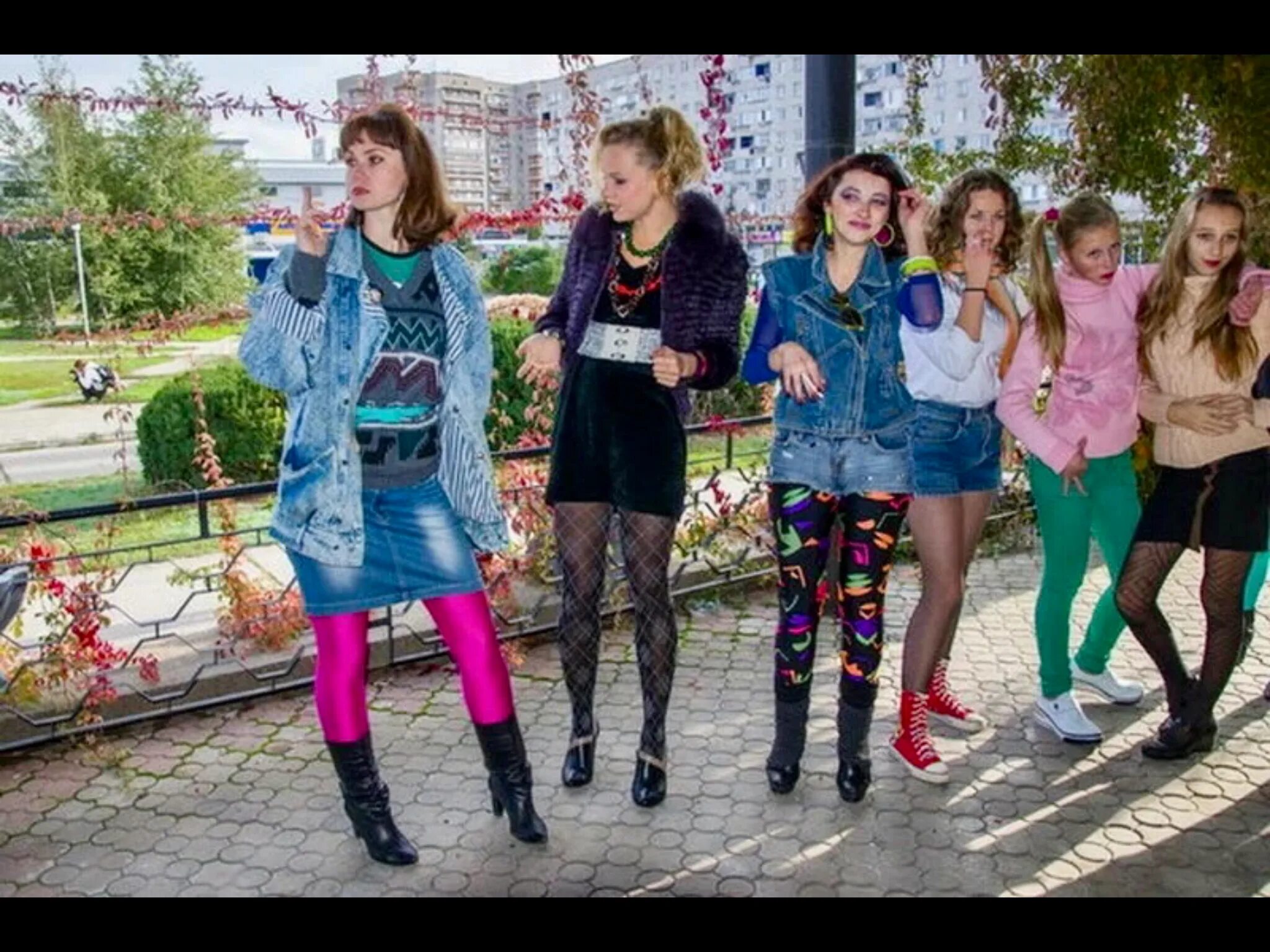 Платья стиль 90 х фото Пин на доске Девушки СССР - Girls of the USSR Одежда, Наряд в стиле диско, Стиль