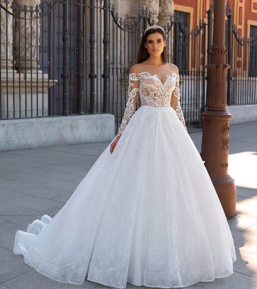 Платья свадебные фото цена москва Свадебное платья Crystal Design Freda