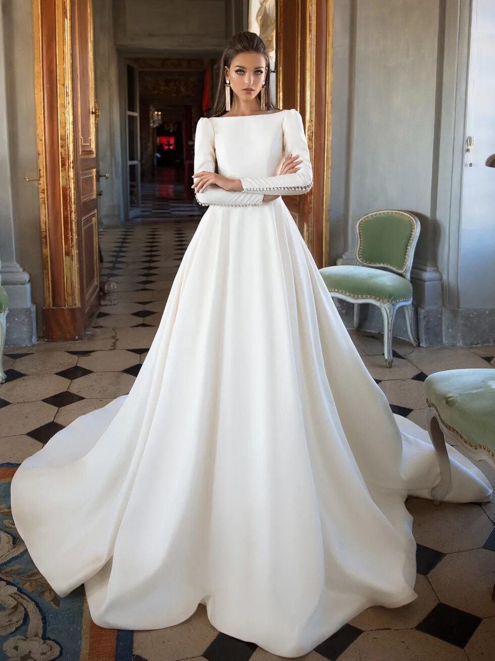 Платья свадебные фото цена москва Свадебное платье Карелия купить по цене 43500 руб. в Санкт-Петербурге