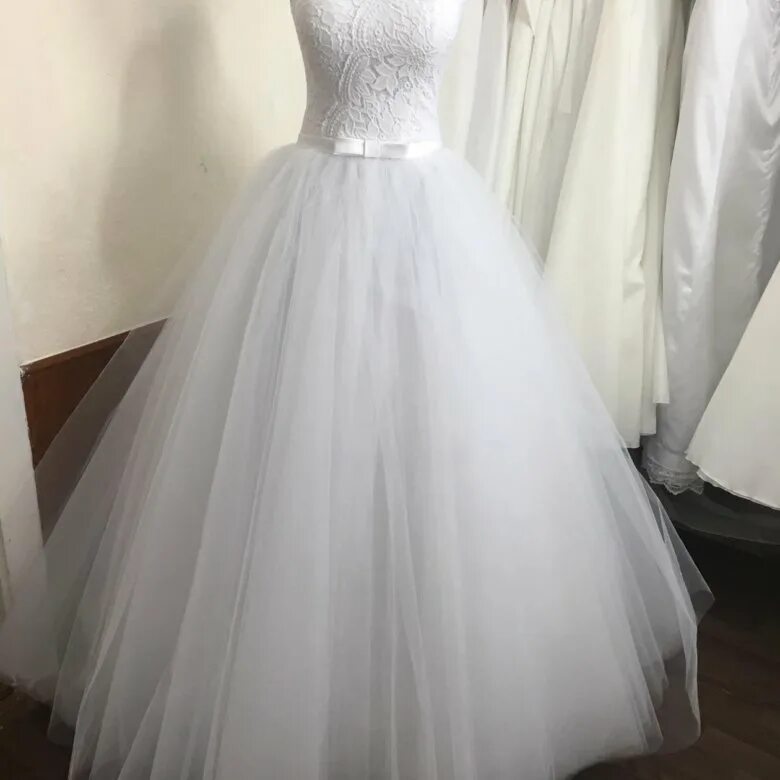 Платья в барнауле фото и цены Свадебное платье - купить в Барнауле, цена 7 000 руб., продано 14 июля 2018 - Пл