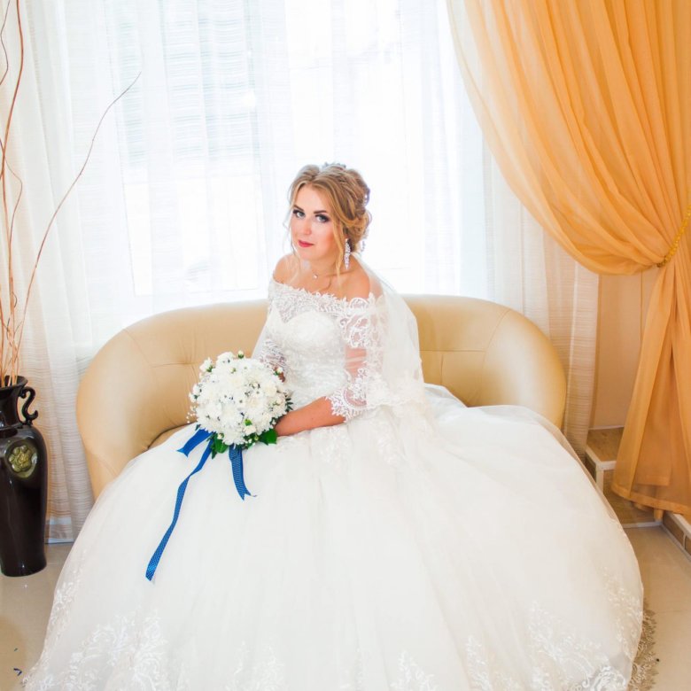 Платья в иркутске фото и цены Свадебное платье - купить в Усть-Илимске, цена 20 000 руб., продано 18 января 20