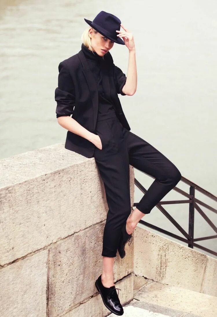 Платья в мужском стиле Hana Jirickova for Vogue Thailand by David Bellemere Fashion, Tomboy fashion, Ed