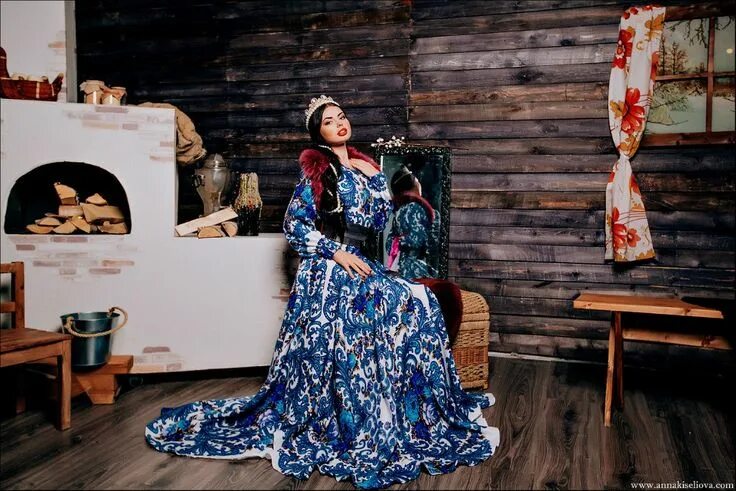 Платья в народном стиле модная версия Фотопроект "А-ля рус" Платье из платка, Модные стили, Русская мода