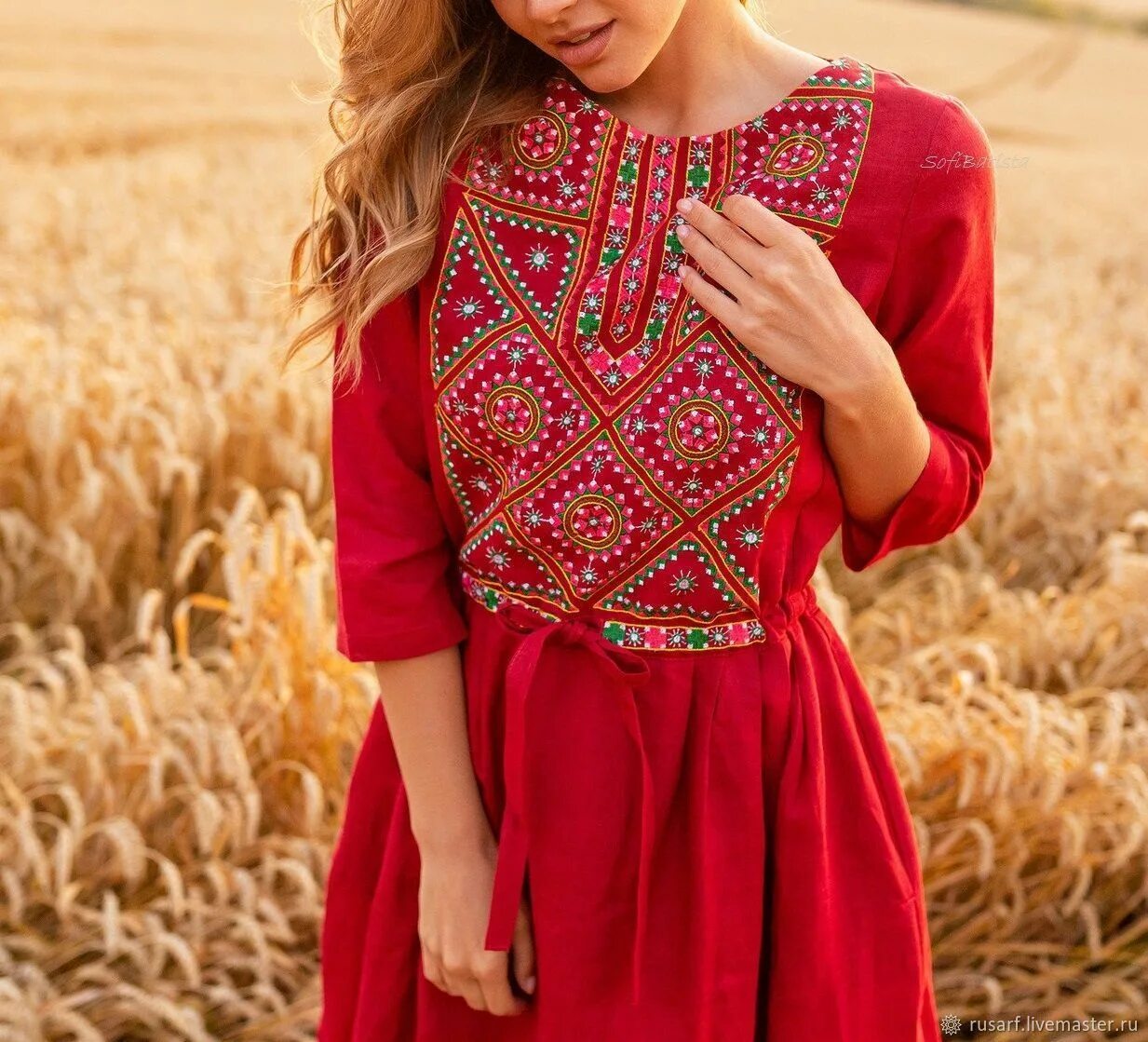 Платья в народном стиле модная версия Платье вышитое с орнаментом Руслана - заказать на Ярмарке Мастеров - KYX5SRU Нар