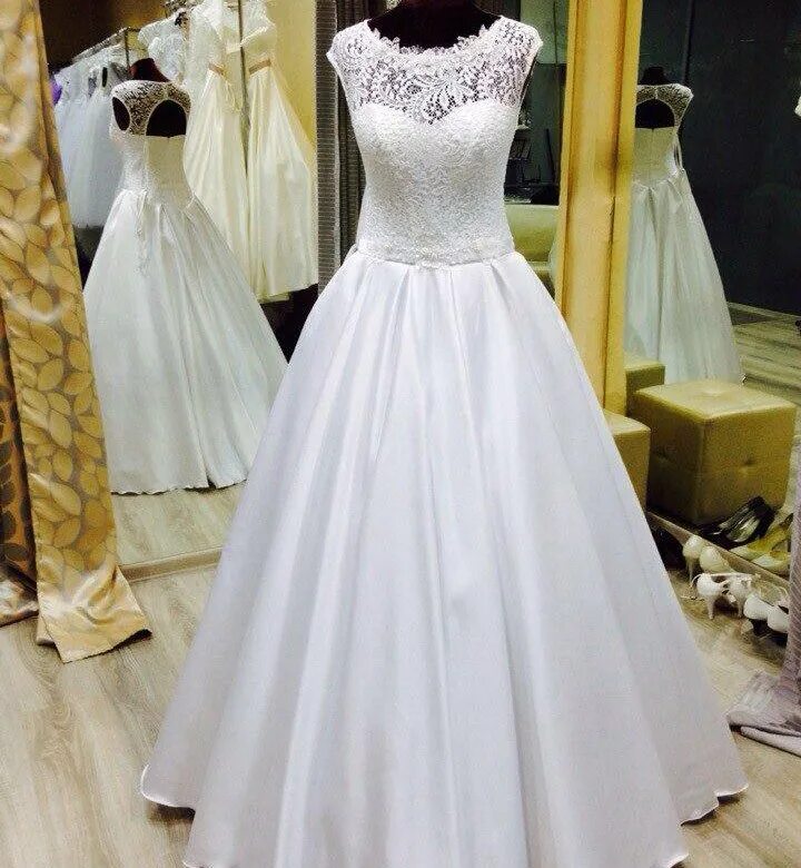 Платья в самаре фото и цены Свадебное платье (фата+перчатки+диадема в подарок) - купить в Самаре, цена 1 000