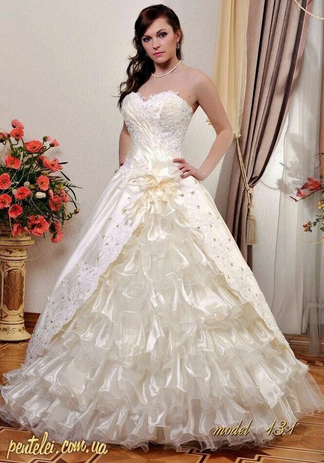 Платья в ставрополе цены фото Pin on wedding creations Wedding dresses romantic, Frilly dresses, Wedding dress