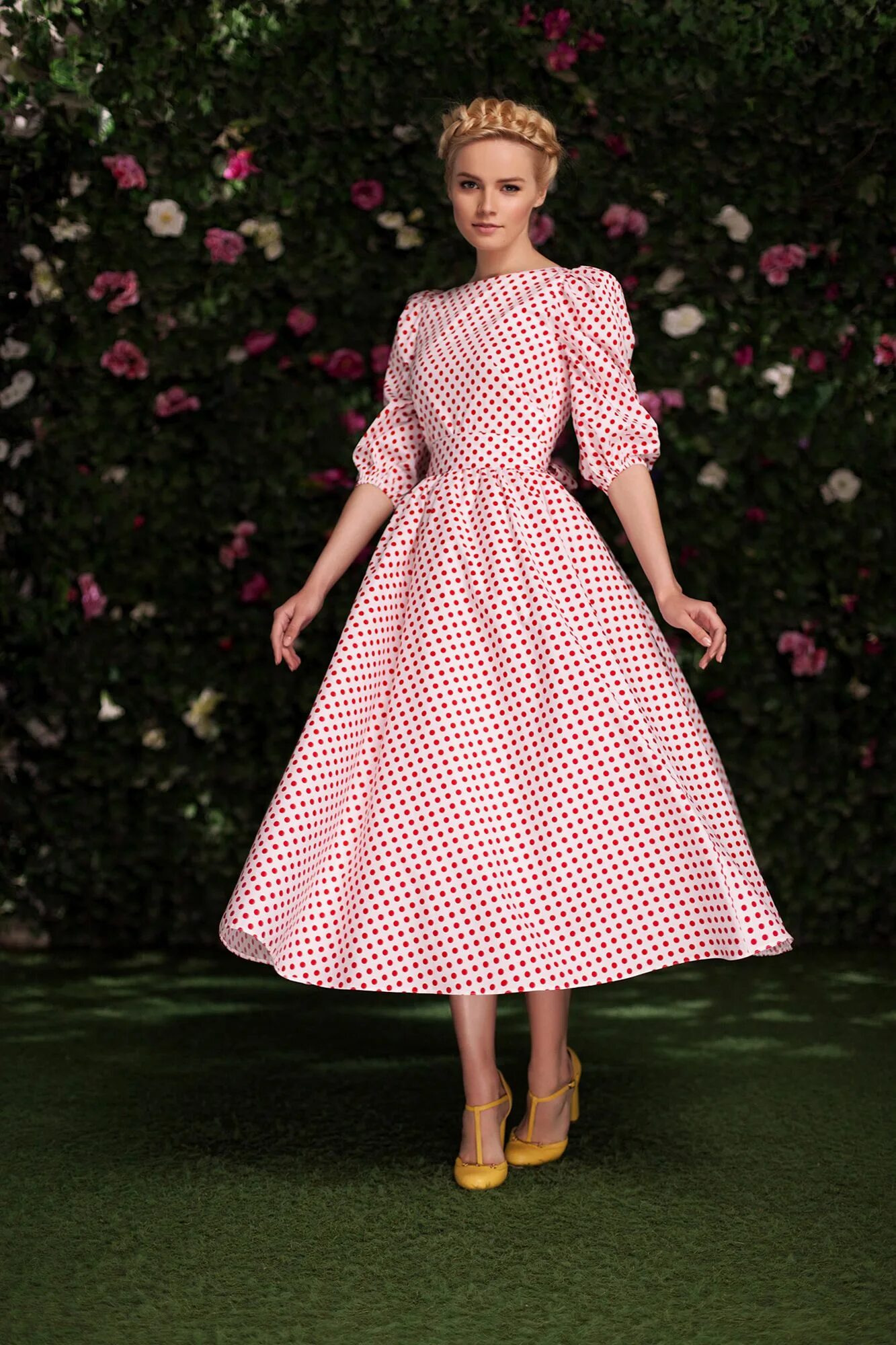 Платья в стиле 50 фото Платье "Соня" красный горох - 21 990 рублей Model baju wanita, Pakaian wanita, P