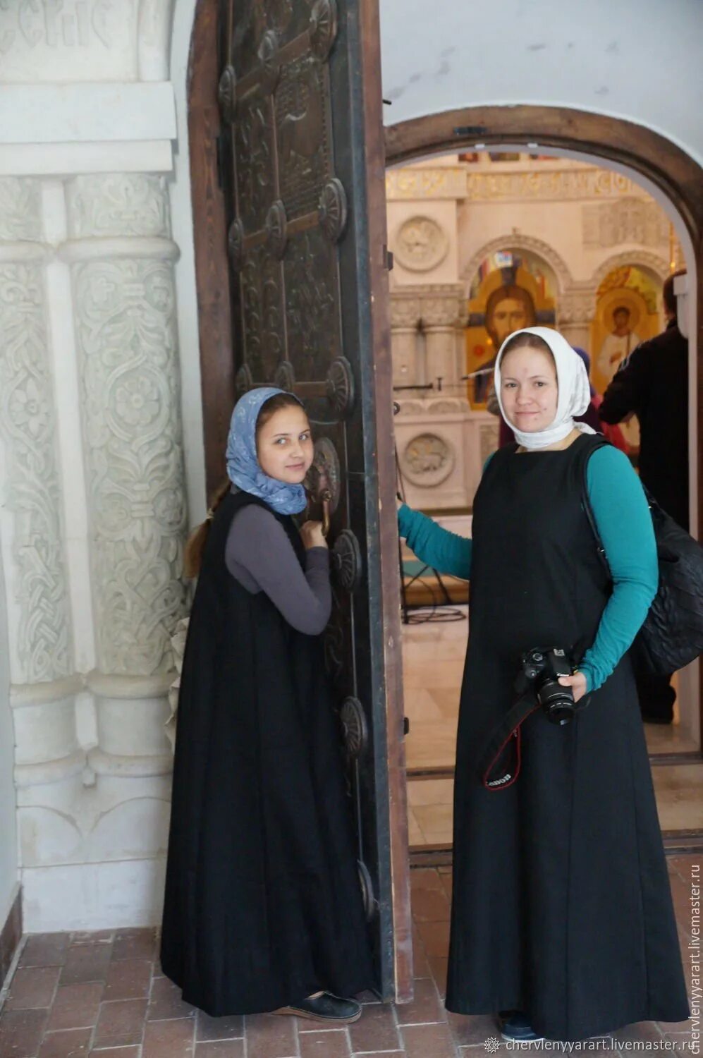 Платья в церковь фото Как одеваться в церковь зимой: найдено 89 изображений