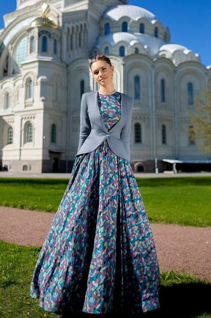 Платья в церковь фото Пин на доске Costumier Милые платья, Наряды, Стильные наряды