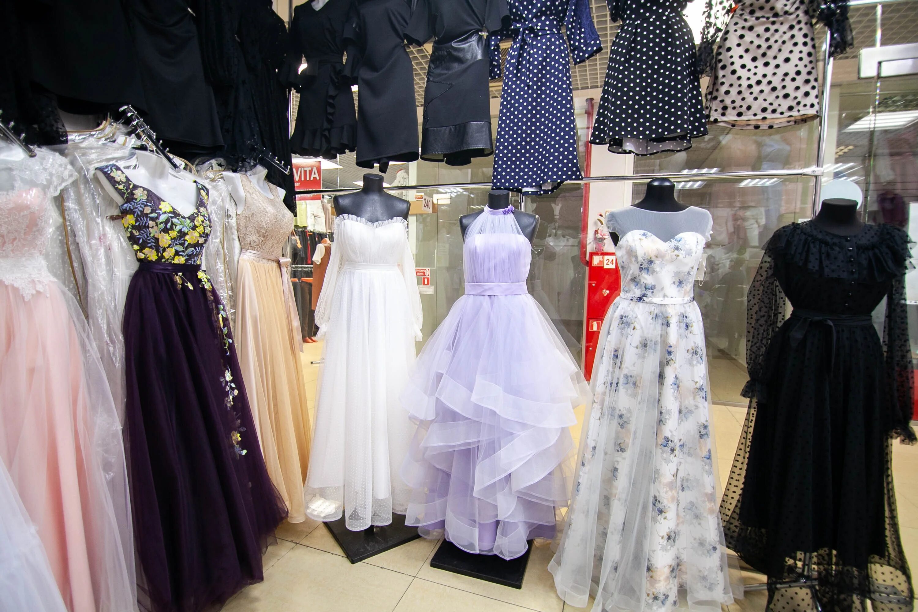 Платья в тюмени фото Платья Вечерние Тюмень - 67 фото