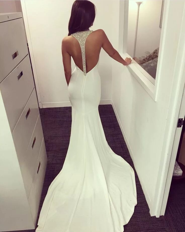 Платья вечерние фото спина Bayildimmm on Instagram: "#bayildimmm ✨ ✨ ✨" Wedding dresses unique, Backless me