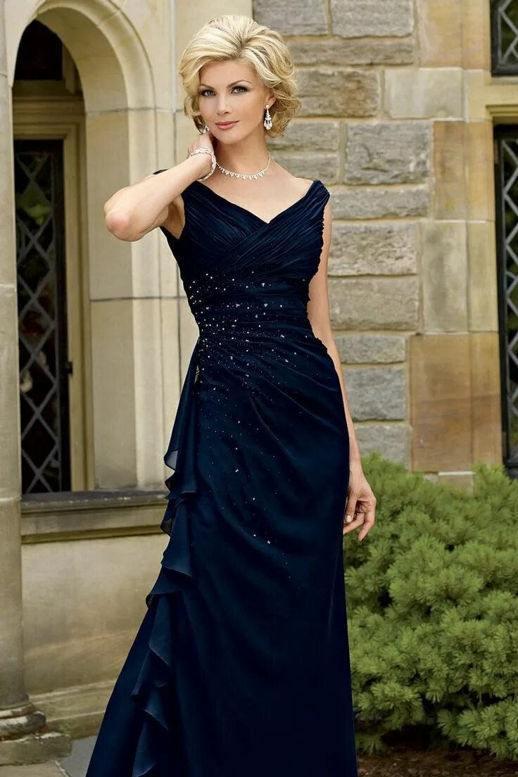 Платья вечерние на торжество фото 2012 Collection Floor Length V Neck Spaghetti Straps Sheath/Column Chiffon Mothe