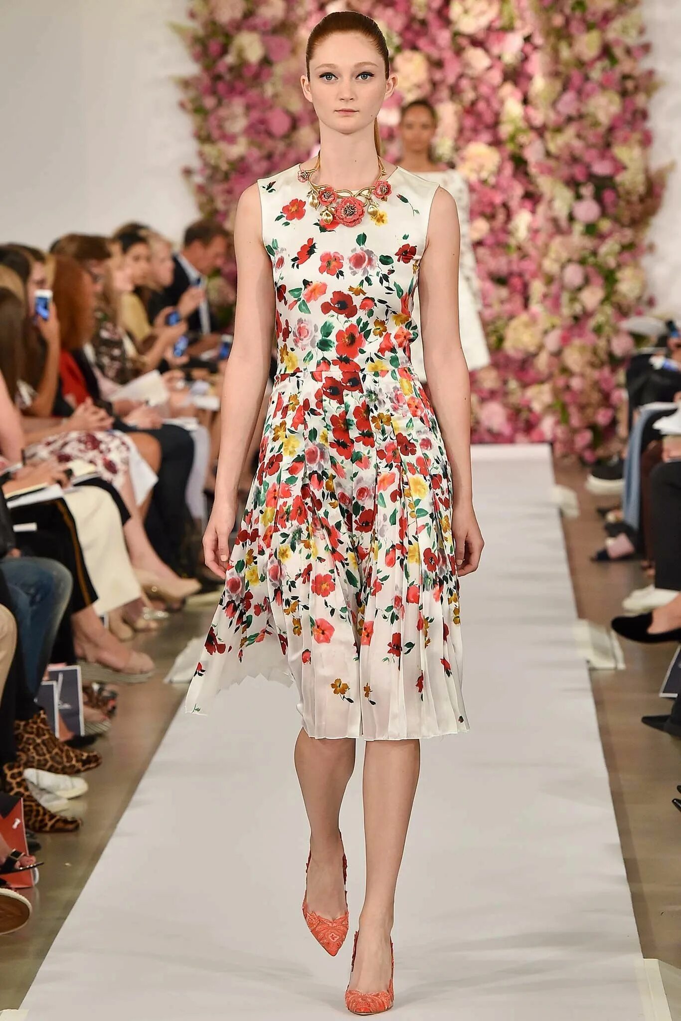 Платья весна фото Oscar de la Renta Spring 2015 Ready-to-Wear Fashion Show Fashion, Fashion week, 